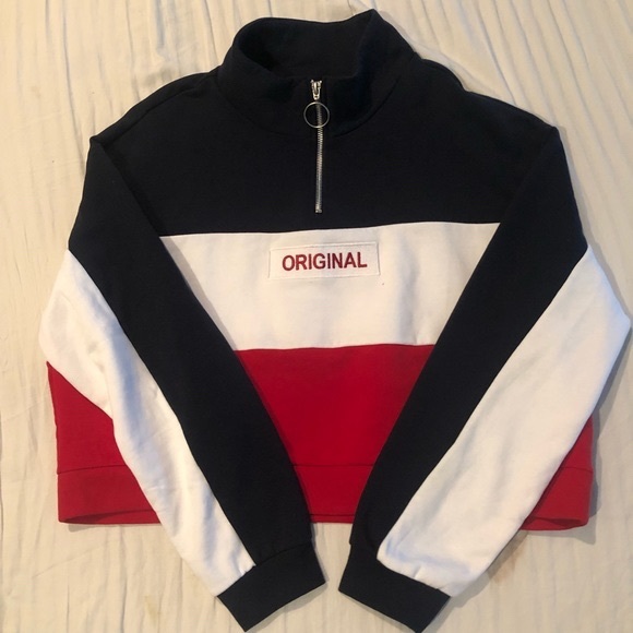 Cropped collard hoodie - Picture 1 of 1